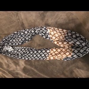 Infinity scarf